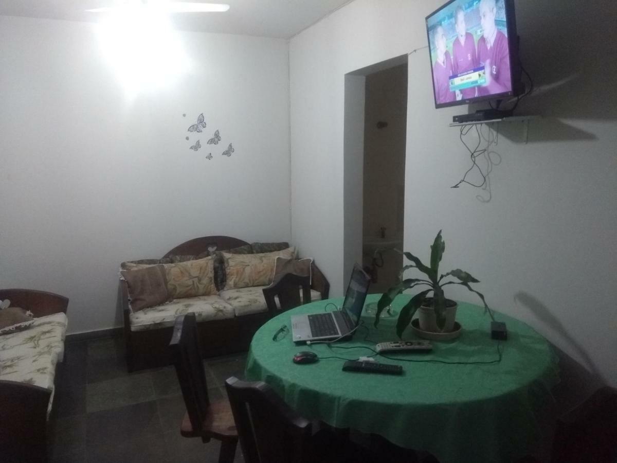 Suite Com Cozinha Independente Em Apartamento Кабо Фрио Екстериор снимка