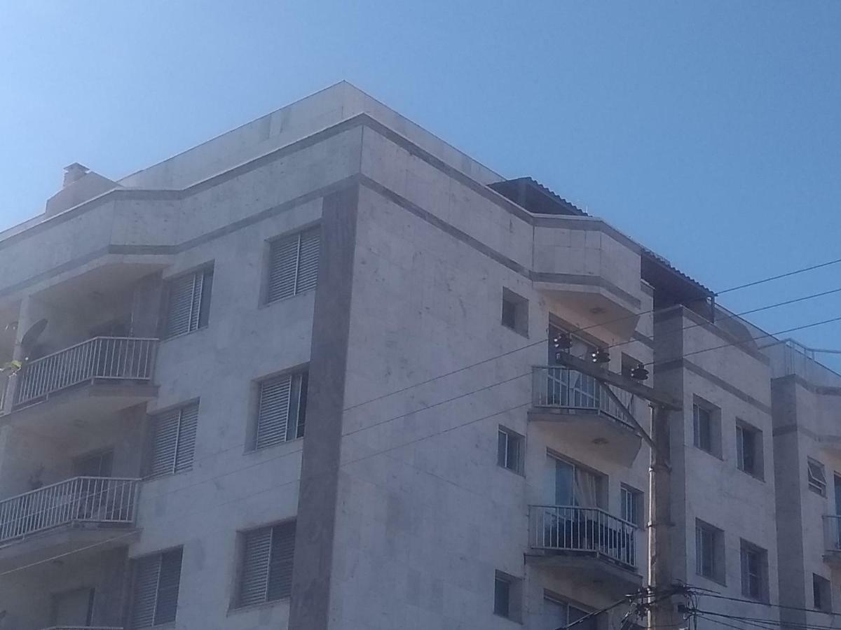 Suite Com Cozinha Independente Em Apartamento Кабо Фрио Екстериор снимка